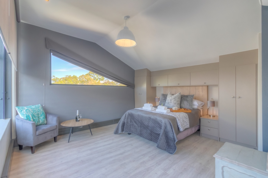 To Let 2 Bedroom Property for Rent in Paardevlei Western Cape